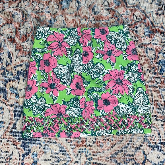 Lilly Pulitzer Roslyn Lattice Skirt in Bloomin Cocoonin SZ 2 EUC - Picture 2 of 5